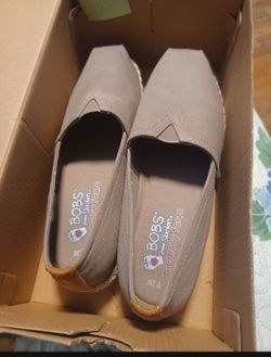 Wide 7.5 sketchers bob only worn once