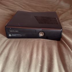 Xbox 360 - Used
