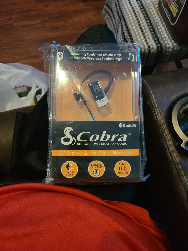 Cobra 2:1 Mono and Stereo Bluetooth Headset

