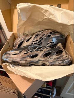 Foam runner size 9