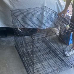 Large Dog Crate With Pullout Tray