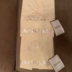 New  Beautiful Hand& Face  Towel Set 