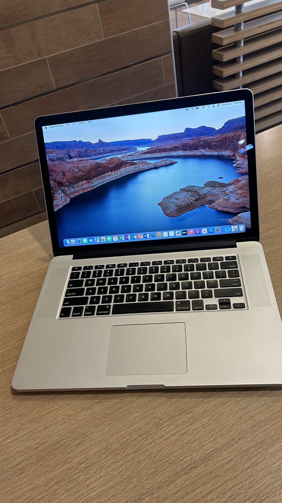 Apple MacBook Pro 15” Retina i7/16GB/500GB SSD