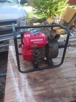 Honda WB 20 XT.  Sump Pump.