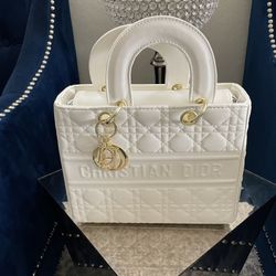 Christian Dior Handbag !! 