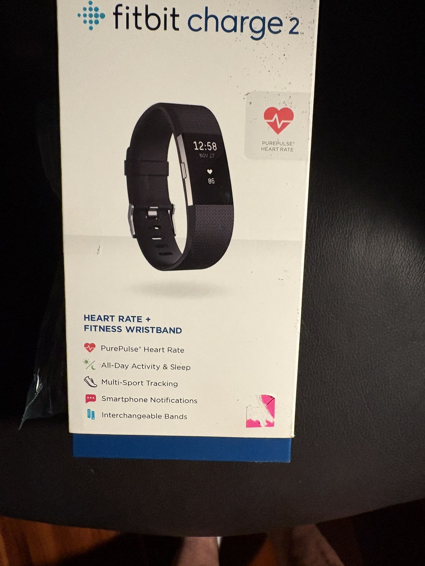 Working Fitbit Charge 2 With Selection Of Replacement Bands