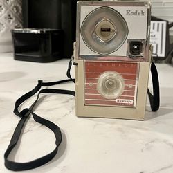Vintage Kodak Hawkeye Flashfun Film Camera