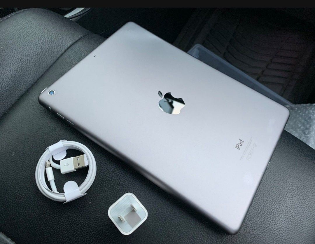 iPad Air 1, Wi-Fi Internet Access, ICloud UNLOCKED, Excellent Condition