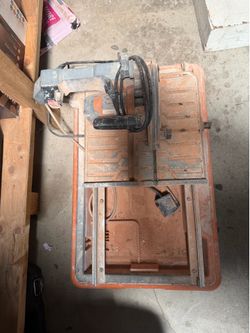 9-Amp 7 in. Blade Corded Wet Tile Saw with Stand