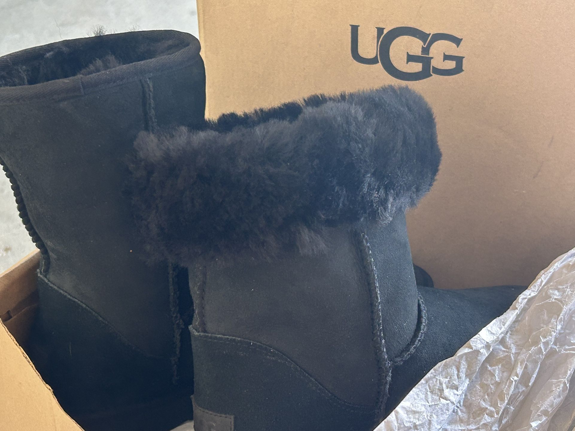 Black Ugg Boots