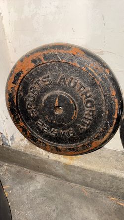 Weights one 22.5 the other 50Lb