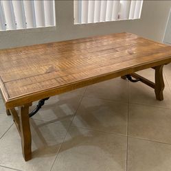 Beautiful Wooden Coffee Table, Farm Style ☕️✨