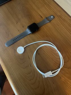 Apple Watch SE 2nd Gen GPS 40mm