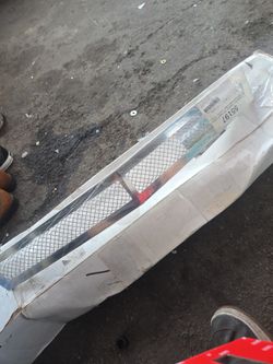 2008-20011 Cadillac CTS LOWER GRILL PART