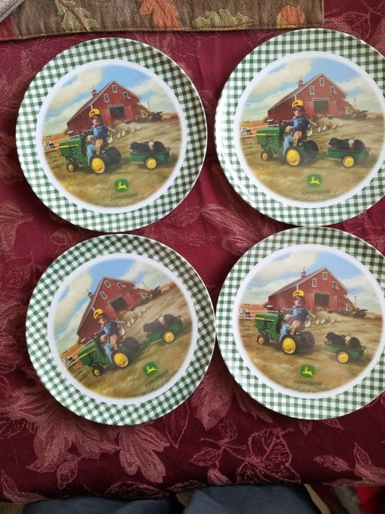 4 JOHN DEERE CLASSIC GIBSON PLATES. 8" TRACTOR WITH PUPS