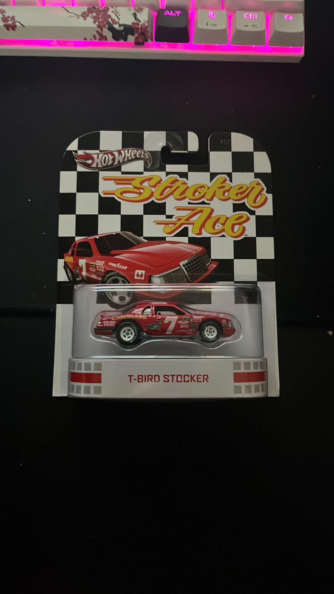 Hot Wheels Retro Entertainment Stoker Ace T-bird Stocker