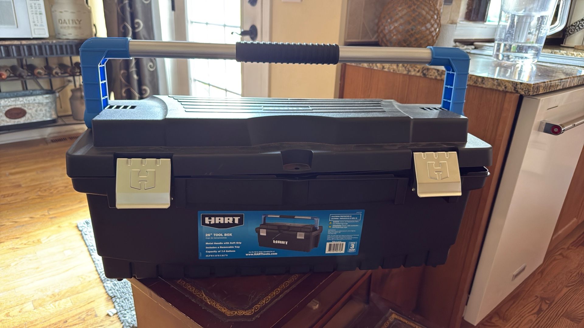 Tool Box Hart 26”