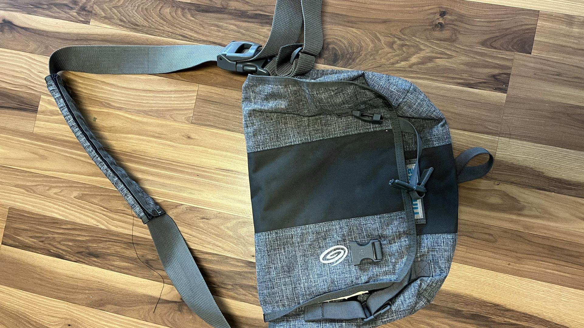 Timbuk2 messenger bag