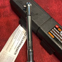 ¼” Drive Micrometer Torque Wrench 30-200 in-lb.