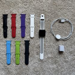 Apple, iWatch Series 5, 44mm. Device is Wifi/GPS (Cellular). Excellent Condition and works perfectly 100%