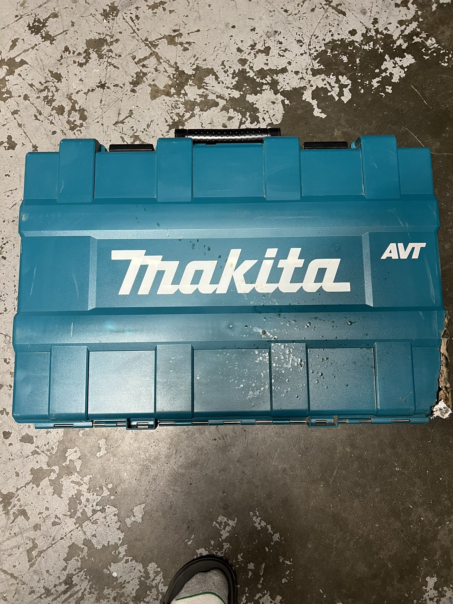Makita Tool box with tools