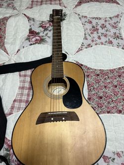 First Act Guitar AL363