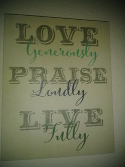 Canvas wall hanging! New! 12.00$