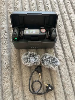 DJI Mic 2 Wireless Microphone System (2 TX + 1 RX + Charging Case)