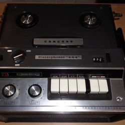 Tape Recorder - Old Concord Stereophonic Tape Reorder Model 444