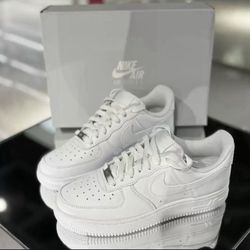Nike Air Force 1 Low Triple White '07 Brand New