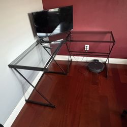 L Shaped Computer Desk And Office Chair