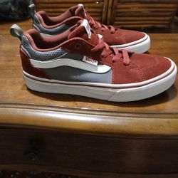 Kid's Vans Tennis Shoes