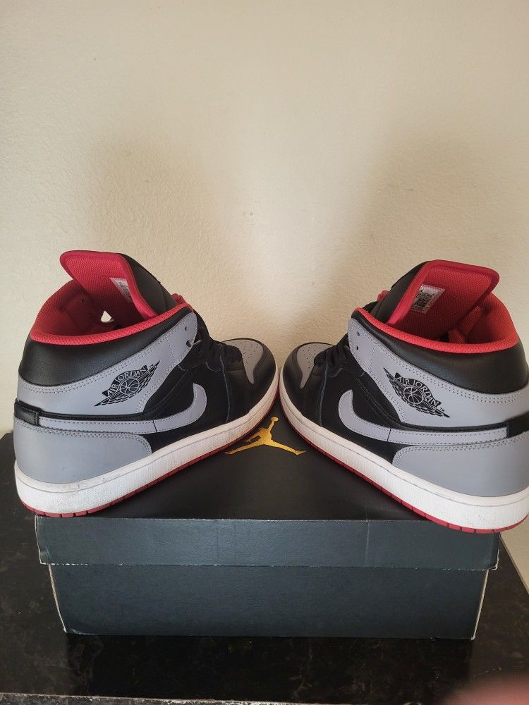 Jordan 1 Black Cement Fire Red