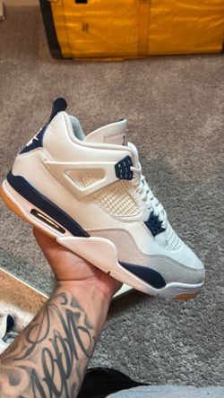Sb navy Jordan 4