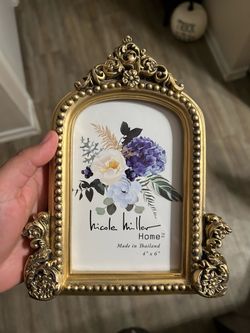 Nicole Miller Home Vintage Gold Frames