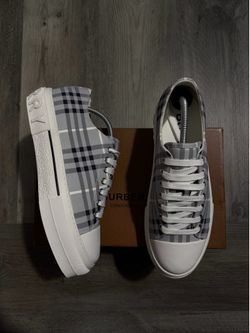 Men Burberry Shoes