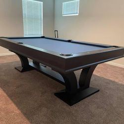 Classic Pool Table 