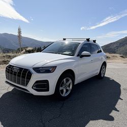 2021 Audi Q5 sport premium package Quattro