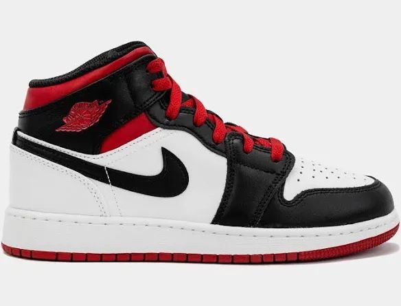 Moving Sale! Rarely Used Air Jordan 1 Mid (GS) Size 4Y