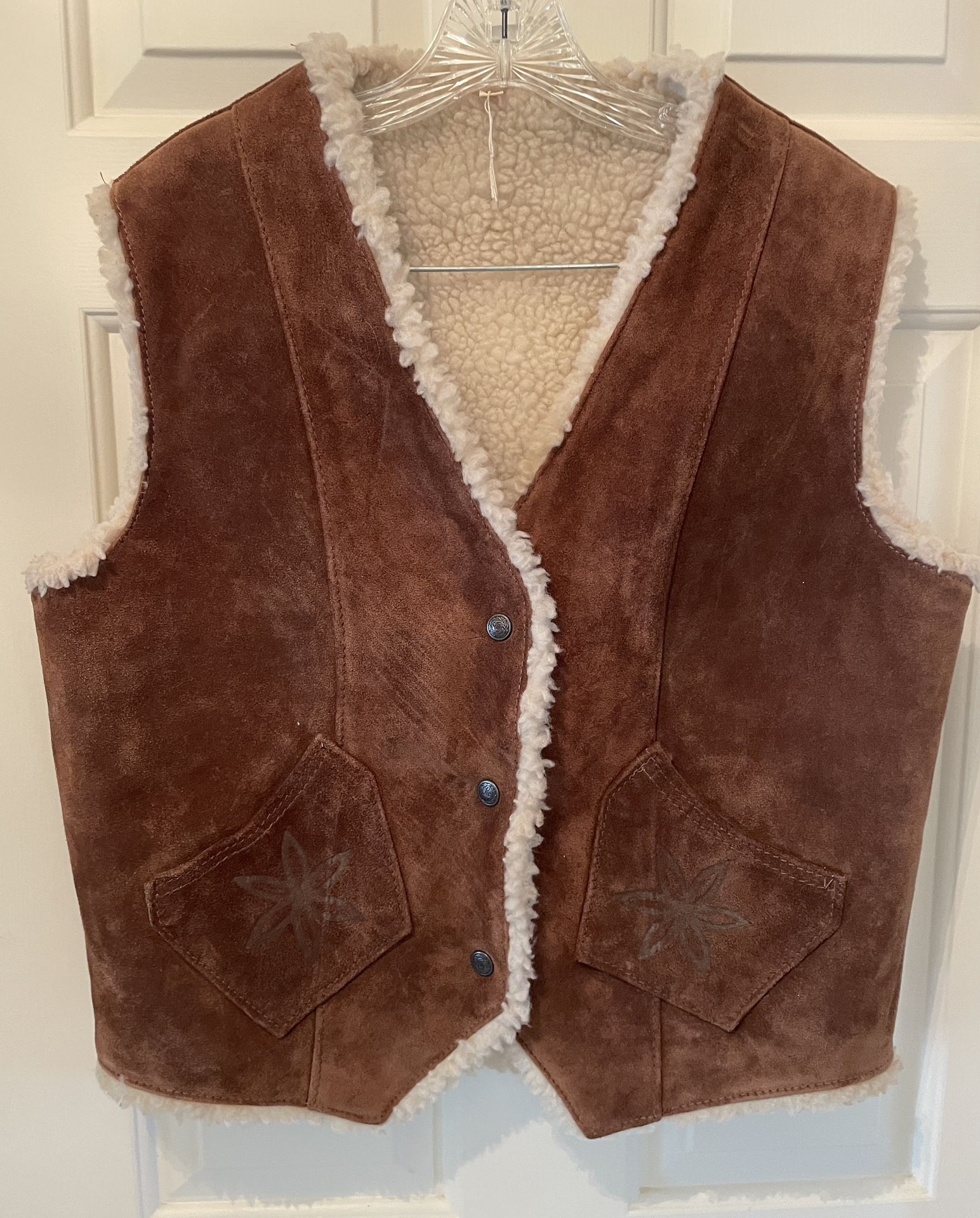 Sherpa Lined Brown Vest- Pocket Design- Size 14- Medium ish