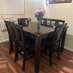 6 Seater Dining Table 
