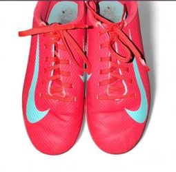 Kids Nike Mercurial Vapor indoor shoes