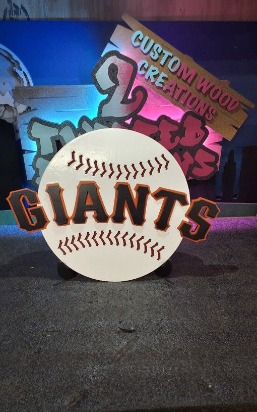Giants Logo