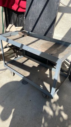 Cast metal cart
