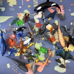 Hue Lot Of Terra Brand Ocean Animal Figurine Toys