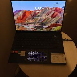 Asus Zenbook 14” OLED Touch Screen 