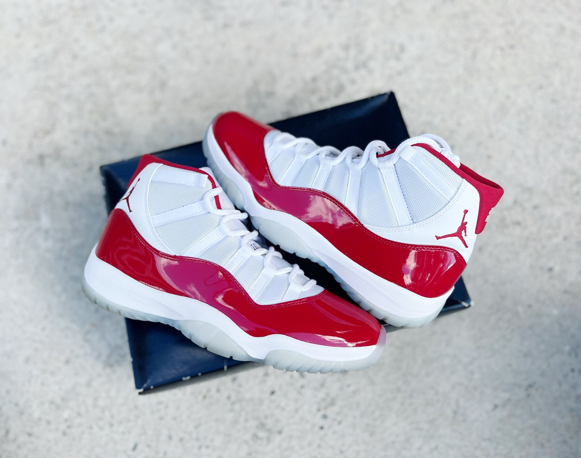 Jordan 11 Cherry Size 11.5 Pre Owned 