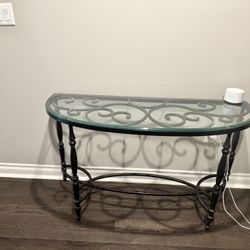 Console/entry Table 