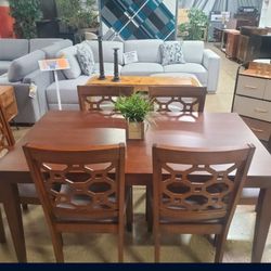 Beautiful 7 Pc Brown Dining Set With 6 Fafric Chairs (New)