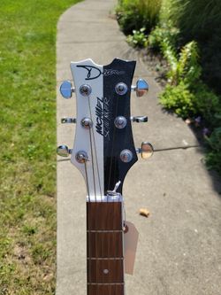 2010 Dean Guitar